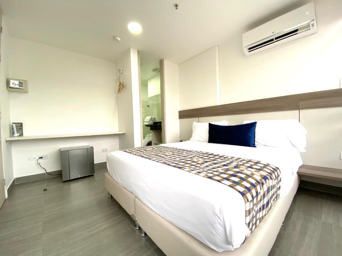 Seven Inn Hotel 麦德林 外观 照片