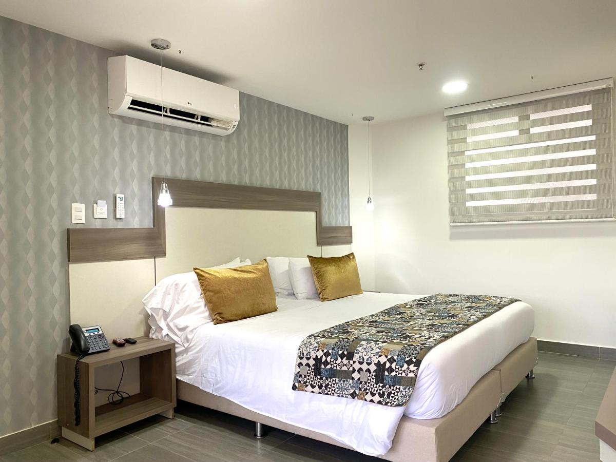 Seven Inn Hotel 麦德林 外观 照片