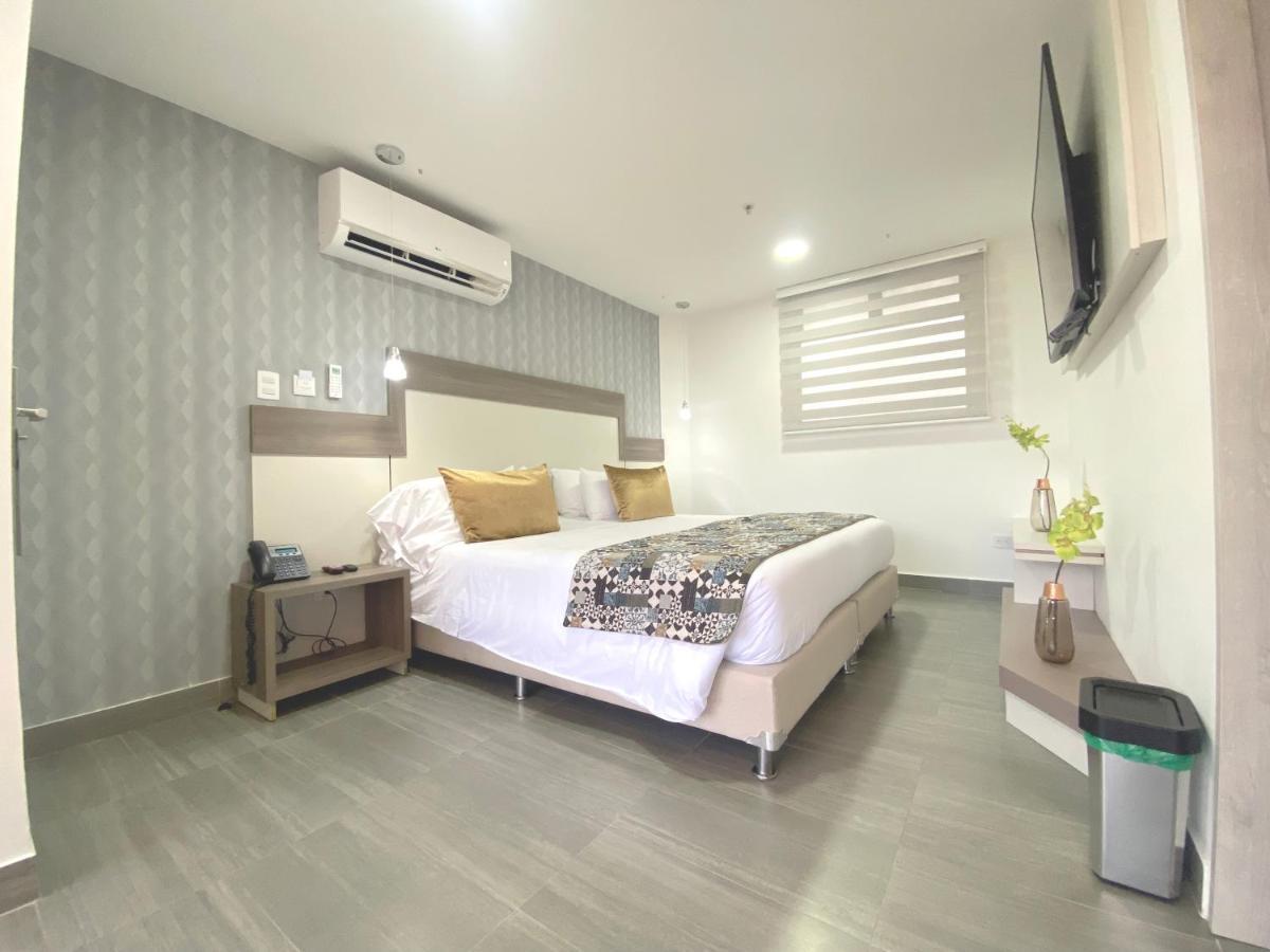 Seven Inn Hotel 麦德林 外观 照片