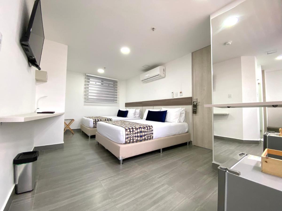 Seven Inn Hotel 麦德林 外观 照片