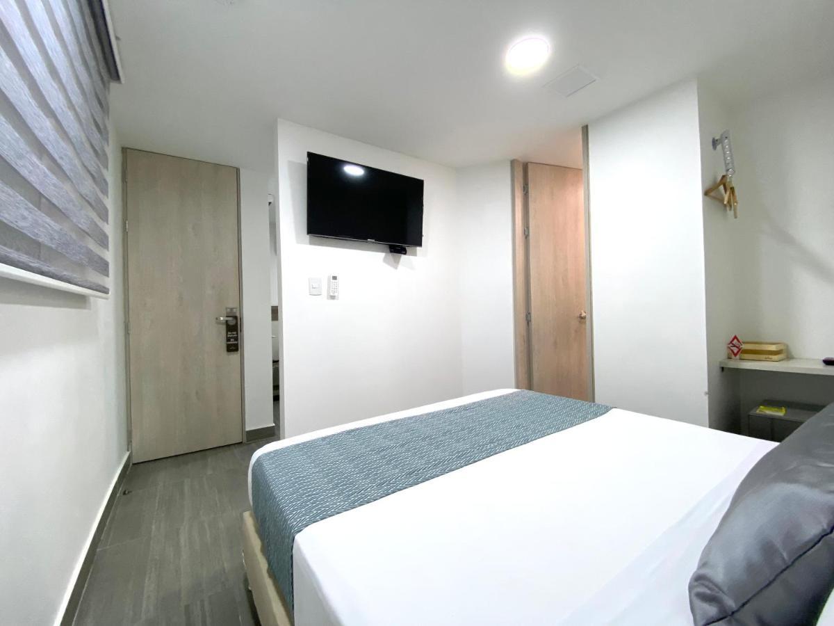 Seven Inn Hotel 麦德林 外观 照片