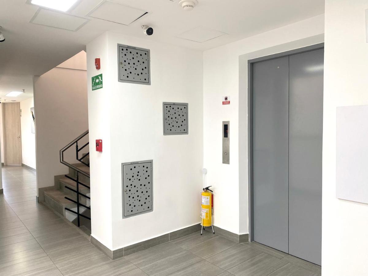 Seven Inn Hotel 麦德林 外观 照片
