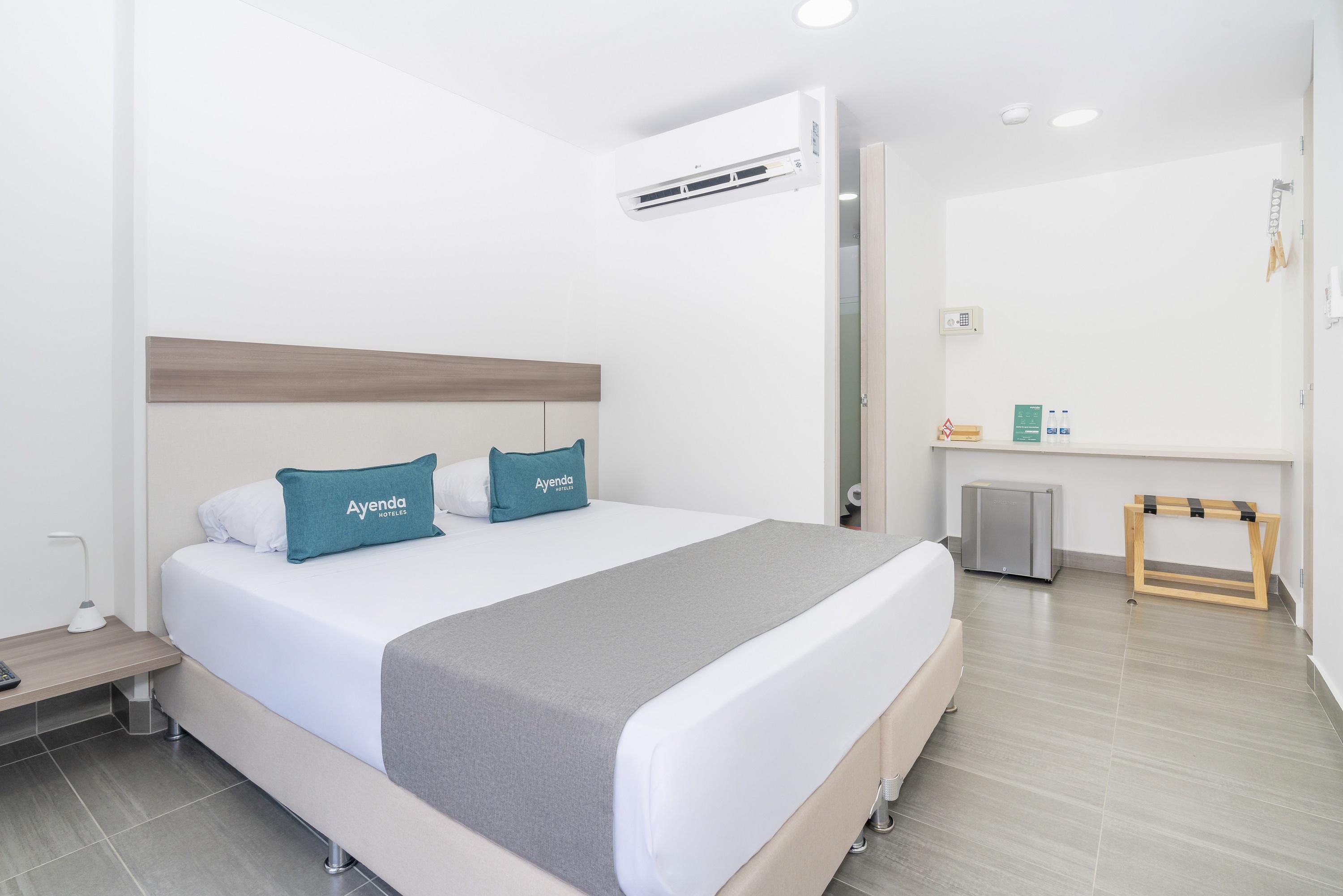 Seven Inn Hotel 麦德林 外观 照片