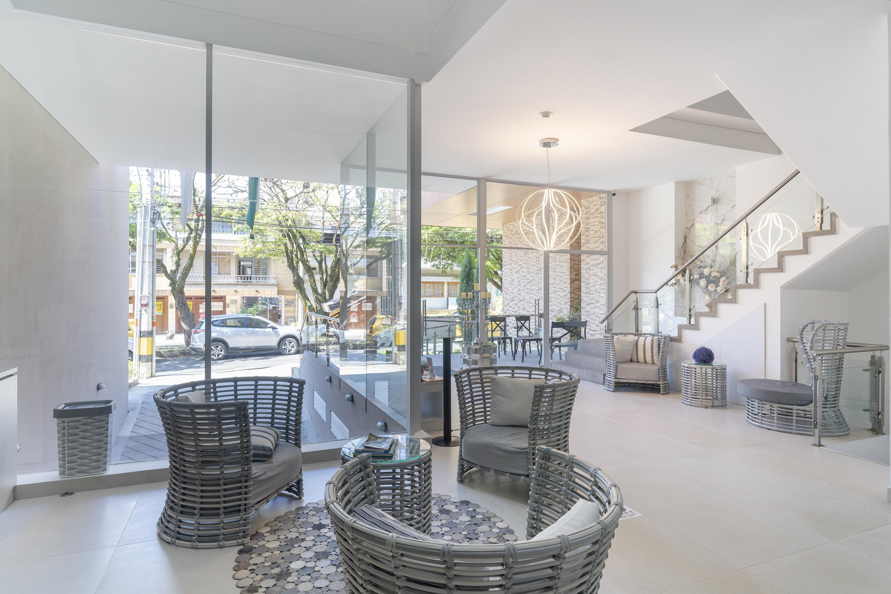 Seven Inn Hotel 麦德林 外观 照片
