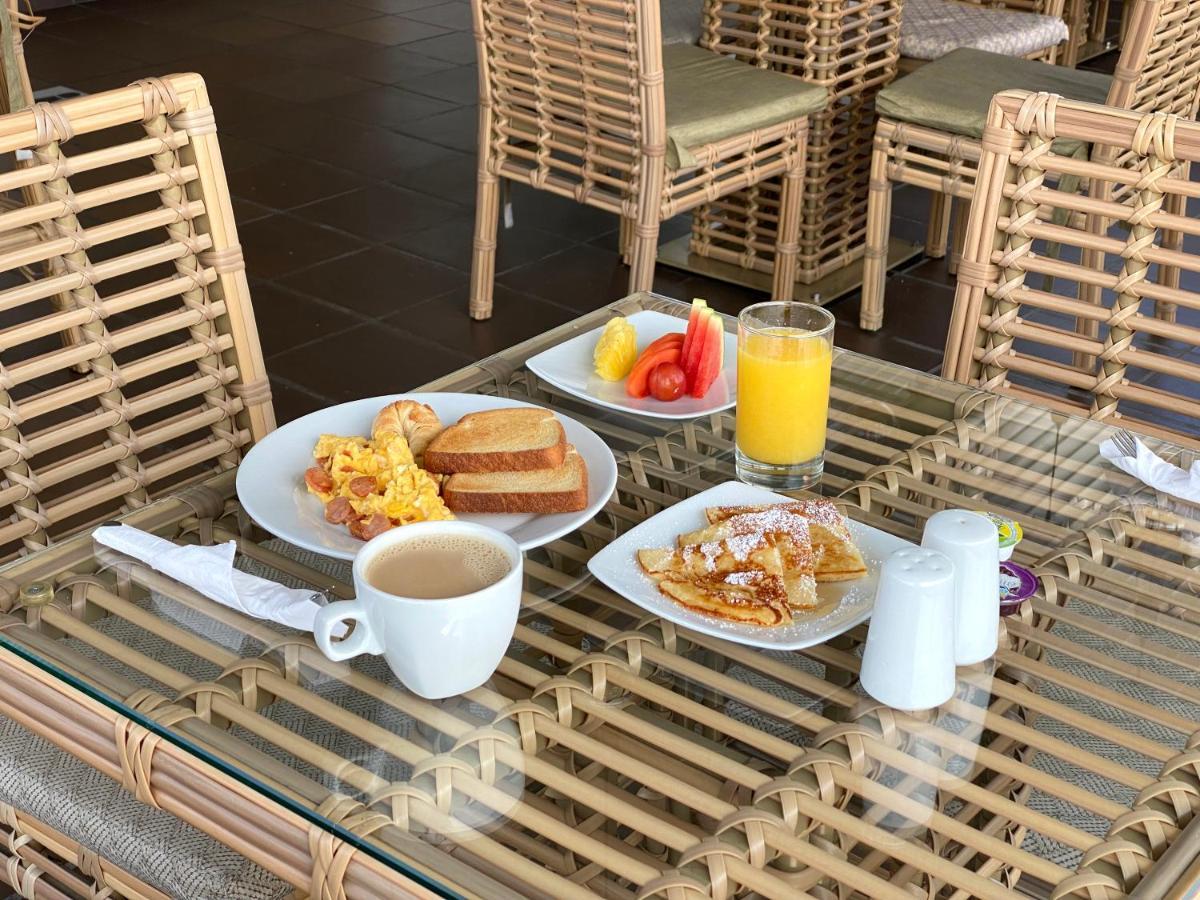 Seven Inn Hotel 麦德林 外观 照片